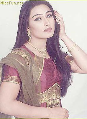 sex pics reema khan is watching porn bad